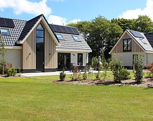 Gezellige buitenkant van 6 Pers.Landhuis de Luxe Eldorado Texel, vakantiehuis in De Koog.