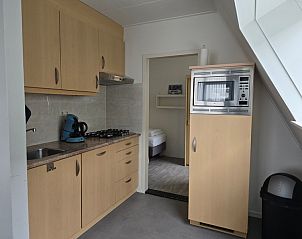 Volledig uitgeruste keuken in Appartementen Anna - Appartement 15, De Koog, Texel. Praktisch en modern.