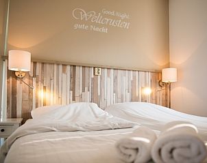 Attraktives Schlafzimmer in Villa 9, Ferienhaus in De Koog Texel fr eine angenehme Nachtruhe.