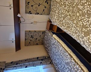 Bedroom with modern design in Chalet Bregkoog 16 Zanderij, De Koog, Texel.