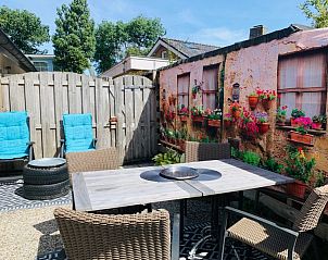 Ruime slaapkamer in Texel D vakantiewoning, gelegen in De Koog op Texel, Waddeneilanden.