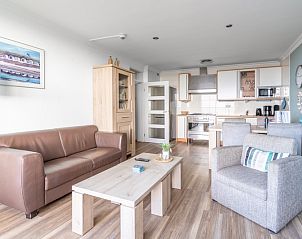 Moderne keuken met eetruimte in Appartement Juliana 164 Zeezicht, De Koog, Texel.