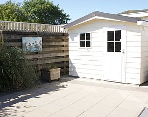 Bergschuur bij Chalet Bregkoog 138 'Sinne' in De Koog, Texel, ideaal voor opslag tijdens uw verblijf.