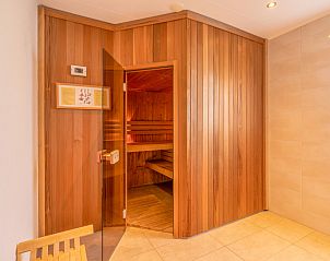 Priv sauna in Vakantiehuis Kamperfoelie 89 De Koog Texel voor een ontspannende ervaring op de Waddeneilanden.