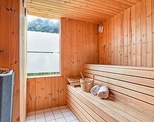 Moderne keuken van Beach Park Texel 8-persoons villa 8EL in De Koog, Texel, volledig uitgerust voor een aangenaam verblijf.