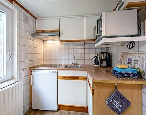 Vollstndig ausgestattete Kche im Ferienhaus Karekiet, De Koog, Texel.