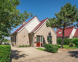 Charmanter Eingang zur Villa fr 6 Personen in De Koog Texel, umgeben von Natur auf den Watteninseln.