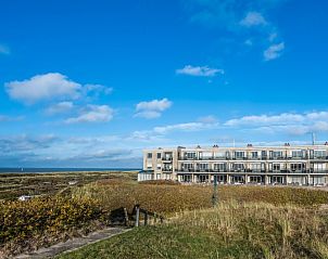 Buitenkant van Appartement Juliana 096 Eiland en Zeezicht met uitzicht op zee in De Koog, Texel.