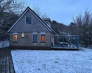 Volledig uitgeruste keuken in vakantiehuis Hoog Koog 18 in De Koog, Texel, ideaal voor culinaire avonturen in Bungalowpark Hoog Koog.