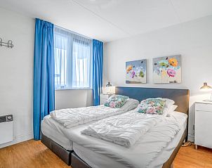 Tweede slaapkamer met twee eenpersoonsbedden in Appartement Juliana 052 Eiland en Zeezicht, De Koog, Texel.