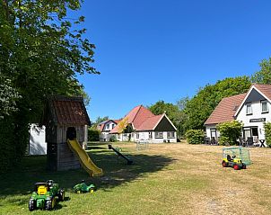 Speeltuin bij Landgoed Springtij - Koetshuis 2, kindvriendelijke accommodatie in De Koog, Texel.