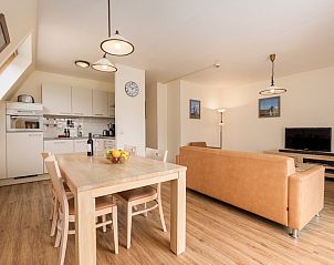 Moderne keuken in D Appartement 4, vakantieverblijf in De Koog, Texel. Perfect uitgerust voor een comfortabel verblijf op de Waddeneilanden.