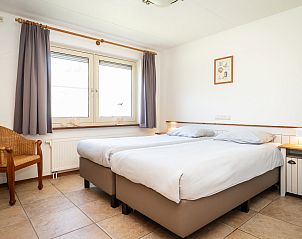 Guest house 0102966 - Holiday property Texel - Het Buitenhof villa 59 met serre