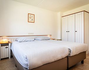 Guest house 0102966 - Holiday property Texel - Het Buitenhof villa 59 met serre