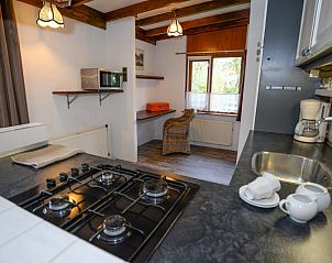 Moderne keuken in De Kikker vakantiehuis in Den Burg, Texel, Waddeneilanden.