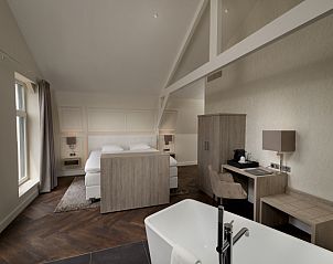 Verblijf 0104221 - Vakantiewoning Texel - Tweepersoons Luxe Kamer Badkamer 'en suite' -