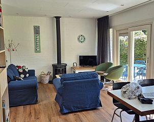 Verblijf 010461 - Vakantiewoning Texel - Vakantiehuis in Den Burg mit Möblierter Terrasse