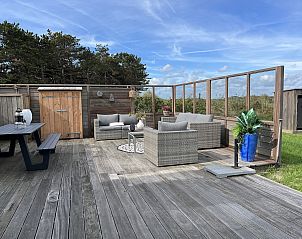 Spacious terrace with sitting area at 45 - 't Veldje, Den Hoorn, Texel.
