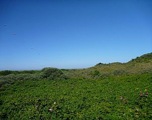 Strand en duinen nabij Hotelsuites Ambrosijn, Schiermonnikoog, Waddeneilanden.