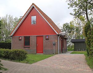 Gezellig vakantiehuis Type II+ - nr. 77 Goudvink in Oosterend, Texel met oprit en groene omgeving.