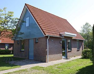 Type I - nr. 55 Marel, vakantiehuis in Oosterend Texel met charmante gevel en groene omgeving.