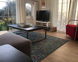 Moderne leefruimte in Vakantiepark de Bremakker, Texel. Geniet van het uitzicht in De Dennen, Waddeneilanden.