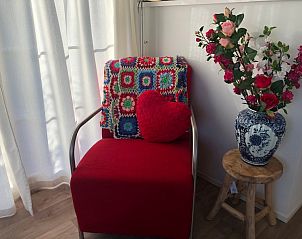 Stijlvolle decoratie in Vakantiepark de Bremakker, Texel. Kleurrijk interieur in De Dennen, Waddeneilanden.