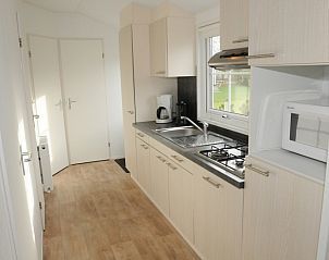 Moderne Kche im Ferienhaus Villetta fr 6 Personen, De Dennen, Texel mit allen modernen Annehmlichkeiten.