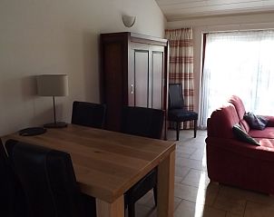 Helles Esszimmer im Ferienhaus Gortersmient 246, De Dennen, Texel, Waddeninseln.