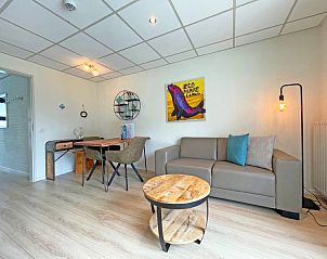 Moderne Sitzecke im Appartement Bos en Duin 17, gelegen in De Dennen auf Texel.