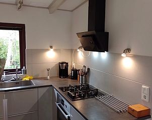 Moderne Kche im Bungalow 0790, Bungalowpark 't Hoogelandt, De Dennen, Texel.