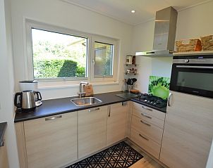 Praktische Kcheneinrichtung im Tempelierweg 32 - Bergland, De Dennen, Texel mit modernen Gerten.