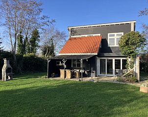 Bungalowpark Gortersmient - Blommenzee in De Dennen, Texel. Ruim vakantiehuis met zonnig terras en groene tuin.