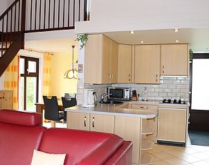 Volledig uitgeruste keuken in Vakantiehuis Gortersmient 300, De Dennen, Texel. Ideale vakantiewoning voor een comfortabel verblijf.