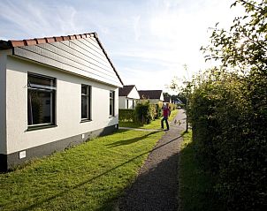 Type 2 - 4 persoons vakantiehuis in De Dennen, Texel met zonnige tuin en wandelpad.