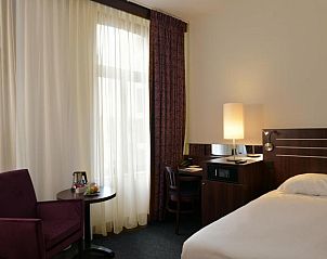 Comfortabele eenpersoonskamer in Amrth Grand Hotel de lEmpereur, Maastricht, perfect voor een kort verblijf.
