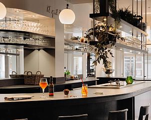 Stijlvolle bar in Designhotel Maastricht, vakantieverblijf in Zuid Limburg.