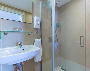 Moderne badkamer in Hotel Bigarr Maastricht Centrum, vakantieverblijf in Zuid Limburg.