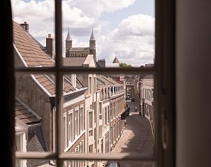 Uitzicht op de stad vanuit Hotel Au Quartier, een vakantieverblijf in Maastricht, Limburg.