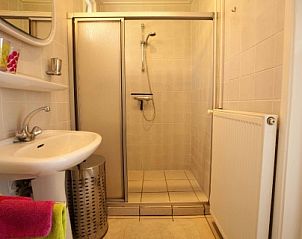 Bosrijke omgeving van Studio Arma, vakantiehuis Oost-Vlieland. Ontdek de natuur op de Waddeneilanden.