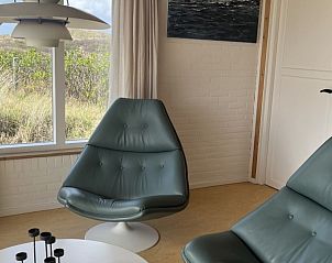 Comfortabele zithoek in het vakantiehuis Anders Wad(t) op Oost-Vlieland.