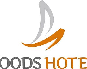 Logo van Loods Hotel Vlieland, vakantieappartement op Vlieland, met moderne uitstraling.