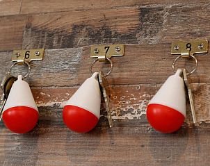 Sleutelhangers in Hotelletje de Veerman, gezellig verblijf in Vlieland op de Waddeneilanden.
