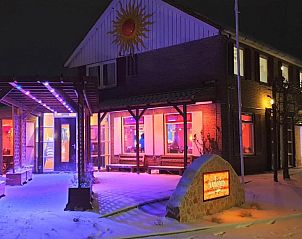 Gezonde ontbijtopties in Hotel Restaurant Dolores, Hollum, Ameland met een verscheidenheid aan fruit.