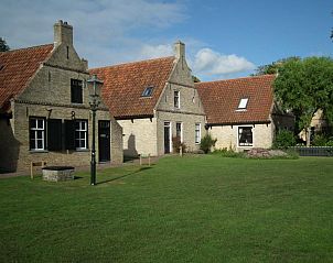 Historische Umgebung in der Nhe von Hollumerduinen flach, Hollum, Ameland mit traditioneller Architektur.