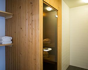 Priv sauna in Appartement sauna, Oosterend, Terschelling. Geniet van luxe wellness op de prachtige Waddeneilanden.