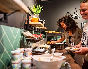 Verblijf 033311 - Vakantie appartement Noordoost Groningen - Bud Gett Hostels