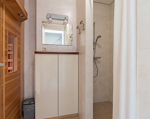 Guest house 040146 - Holiday property Ameland - Luxe vakantiehuis met terras op zuiden