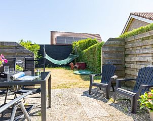 Privater Garten mit Hngematte im Ferienhaus Arcoz, Ballum, Ameland.