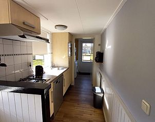 Moderne Kche im Ferienhaus Flipper Hollum Ameland mit allen Annehmlichkeiten.